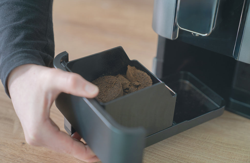 Unold Kaffeevollautomat Luca 28835 19 Bar Profi-Druck & Vorbrühfunktion