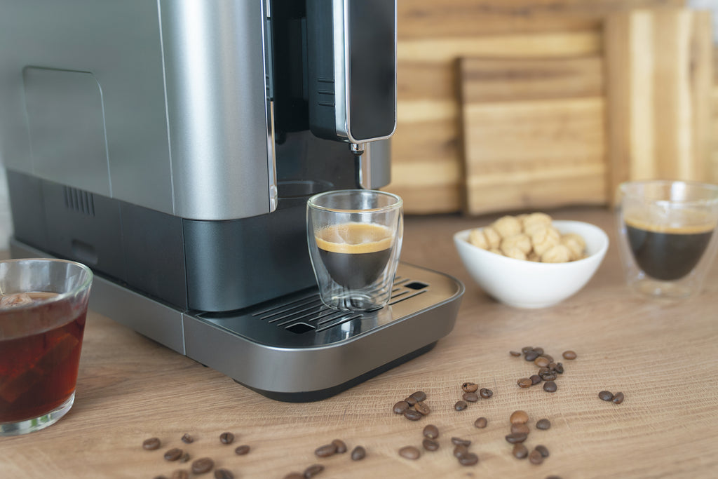 Unold Kaffeevollautomat Luca 28835 19 Bar Profi-Druck & Vorbrühfunktion