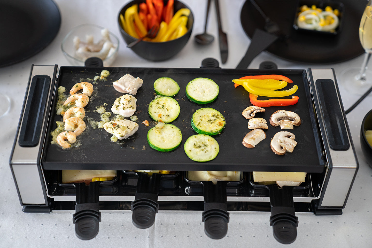 Unold Raclette Finesse Basic 48730 bis zu 8 Personen mit Grillplatte