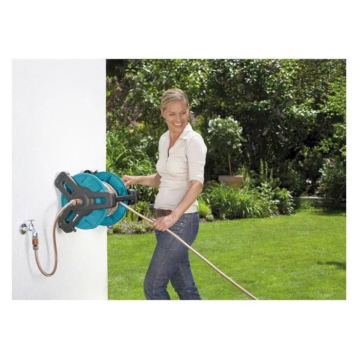 Gardena Schlauchtrommel Classic 50 Set 8009-20 – 20m Schlauch mit Wandhalterung